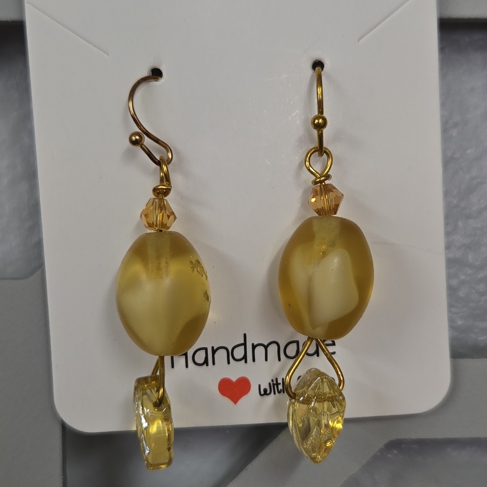 Beautiful Art Glass & Czech Glass Earrings with Gold Accents NWOT